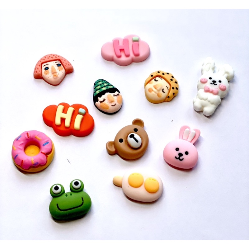 H12 สติ๊กเกอร์ตัวนูน 3 มิติ ติดขวดน้ำ (แถมกาว) เรซิ่นการ์ตูน DIY ตกแต่ง 1 แพ็ค 4 ชิ้นคละลาย ติดตกแต่งแก้วน้ำ ของใช้