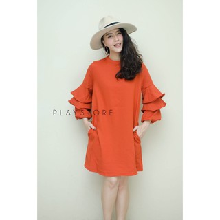 3Trio Flared-sleeve dress