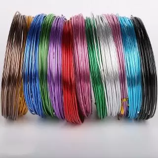 ลวดอลูมิเนียมกลม ลวดโลหะอลูมิเนียม ทาสี อเนกประสงค์ สำหรับงานฝีมือ DIY ทำด้วยมือ 3-10 เมตร 1 มม. - 2.5 มม.