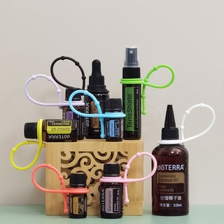 Doterra ผลิตภัณฑ์ใหม่ YL Melaleuca Doteri น้ํามันหอมระเหย เหมาะสําหรับขวดน้ํามันหอมระเหย เจลล้างมือ แบบใช้แล้วทิ้ง สายคล้องซิลิโคน