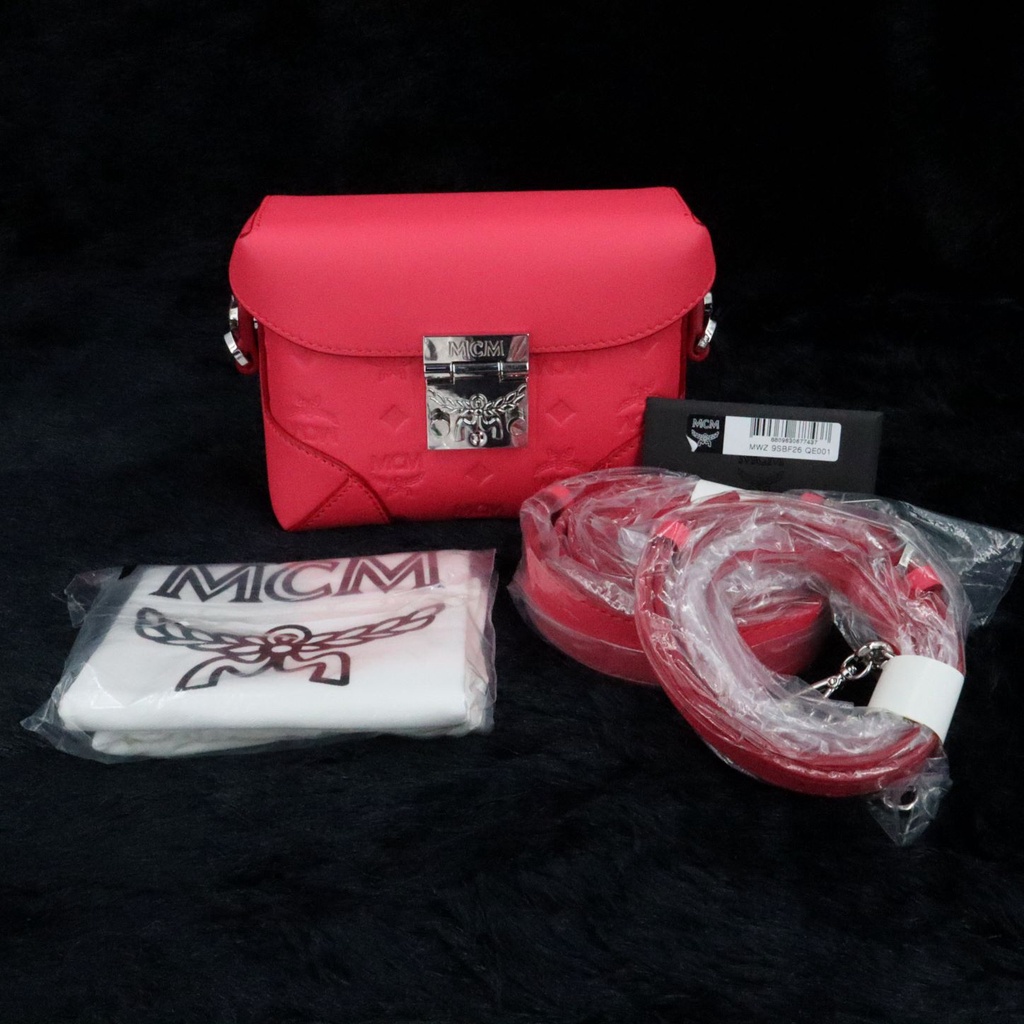 กระเป๋าคาดเอว/คาดอก ยี่ห้อ MCM รุ่น Soft Berlin Belt Bag in Monogram Leather สี Teaberry ของใหม่ แท้ 100%