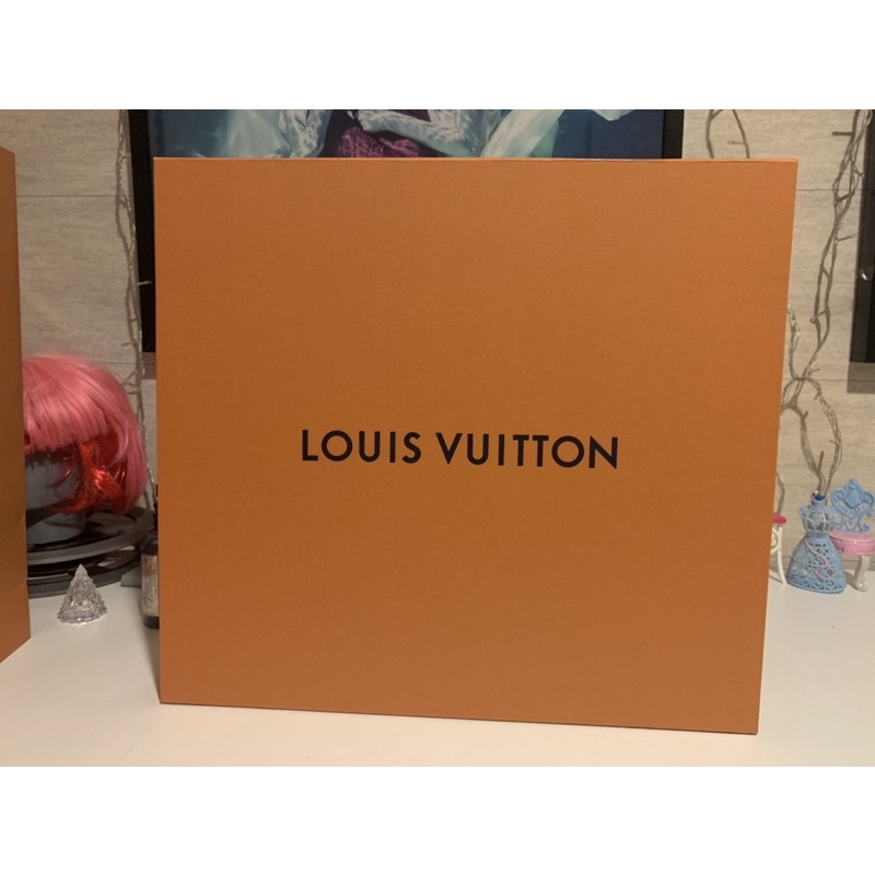 LV Box ,New ,W50*H49.5*D8.5CM