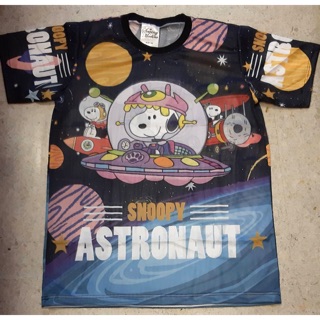 เสื้อยืด &amp; เดรส ลาย Snoopy Astronaut