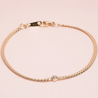 Grace Fine Jewelry สร้อยข้อมือเพชร 9k Gold ลาย Snake Flat Chain Minimal