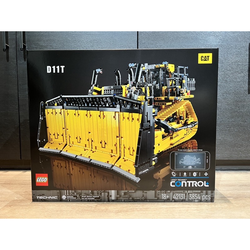 LEGO 42131 App-Controlled Cat D11T Bulldozer | Technic