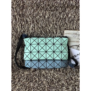 Baobao Issey Miyake Prism Kangaroo crossbody bag