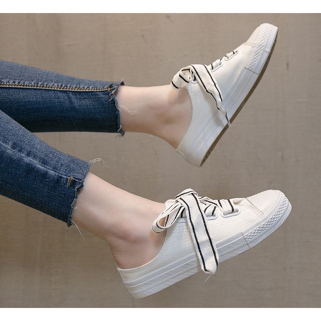 PRE-รองเท้า ผ้าใบเกาหลี ดีไซน์เชือกผูก แต่งขอบส้นเก๋ มี3สี ดำ+ ขาว+ชมพู