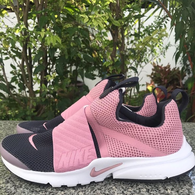 รองเท้า nike สำหรับผู้หญิง