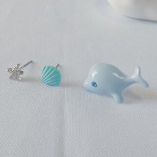 Dolphin earrings set