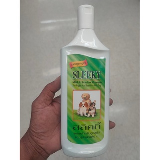 Sleeky สลิคกี้ แชมพูถนอมผิวหนัง สูตรอ่อนโยน สำหรับลูกสุนัข 350 ml แชมพูสุนัขพันธุ์เล็ก Sleeky Slicky Skin Care Shampoo G