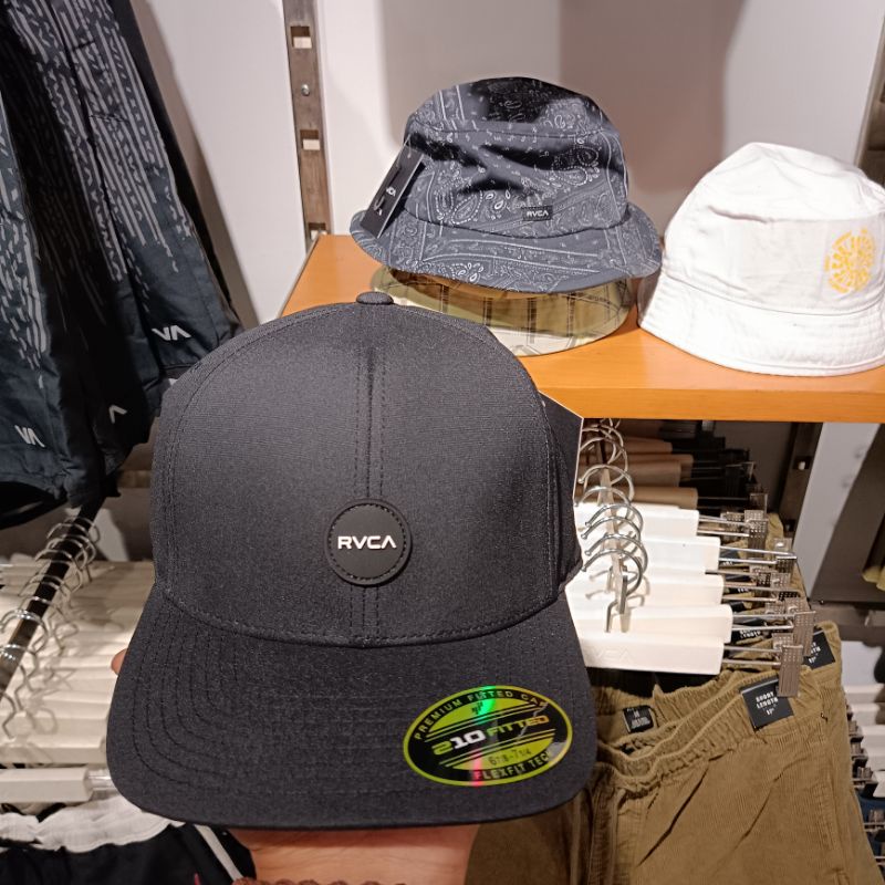 หมวกผู้ชาย Rvca Seasons flex fit