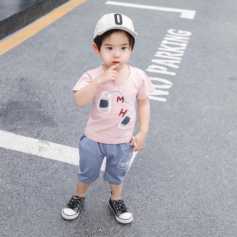 เด็กผู้ชายใส่ เสื้อยืดแขนสั้นขวดเล็ก กางเกงขาสั้นผ้าฝ้ายลำลอง ชุดเซ็ตสองชิ้นสำหรับเด็กผู้หญิงฤดูร้อน