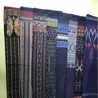 ผ้าซิ่นลายล้านนา Lanna pattern sarong