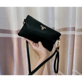 แท้ PRADA NYLON CLUTCH WITH ZIP