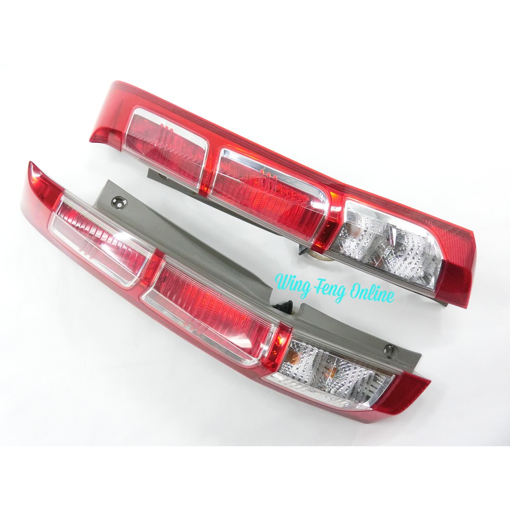 Honda Stream RN6 RN7 RN8 RN9 RSZ RST Facelift NFL ไฟท้ายสีแดง / Lampu เบรค Belakang ใช้แล้ว ICHIKOH 