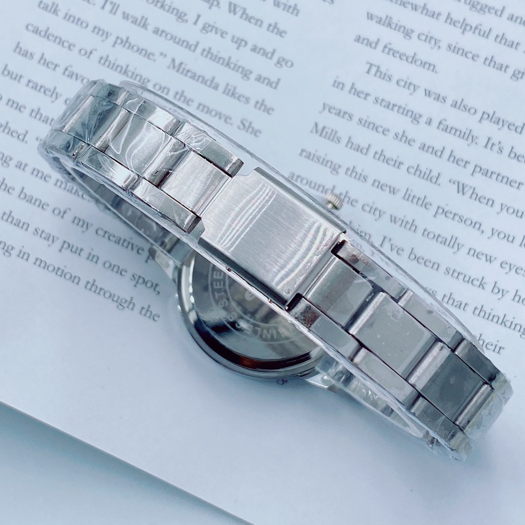 🔥ลด 50% ใส่โค้ด INCLZ11🔥 นาฬิกาข้อมือคาสิโอ้ แฟชั่นสำหรับผู้หญิง สายเลท หน้าปัดขนาด 32 มม. เรียบหรู - รูปที่ 4