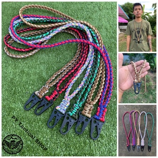 สายคล้องคอถักเชือก paracord  ตะขอเกี่ยวล็อคอย่างดี ความยาวประมาณ 45 cm.