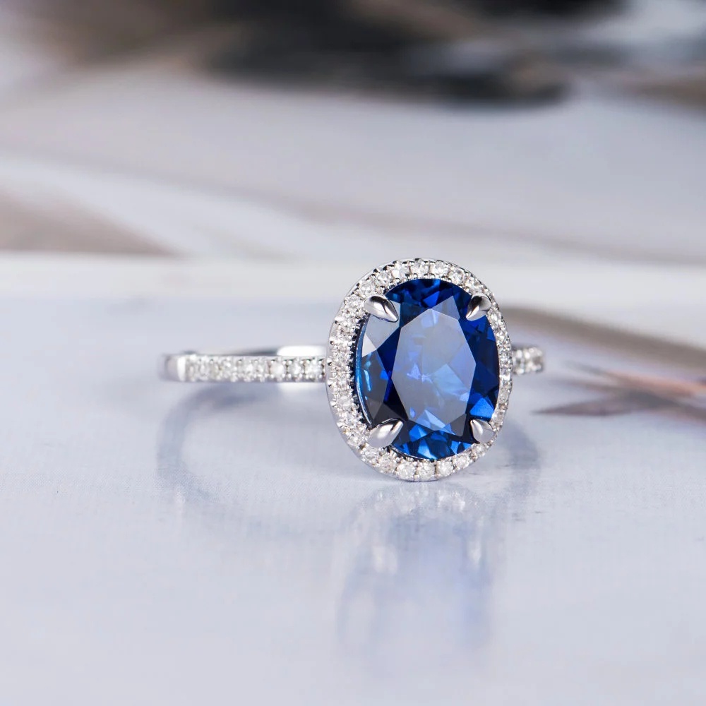100% solid 925 เงินสเตอร์ลิง 2018 คลาสสิกออกแบบสีน้ําเงินเข้ม AAA Cubic Zirconia Pave การตั้งค่างานแต่งงานหมั้นแหวนผู้หญิงและแฟน