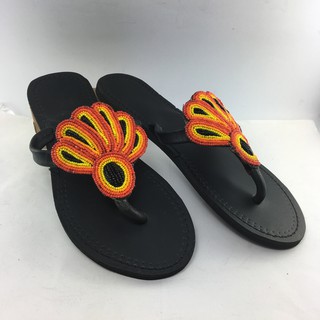 รองเท้าแตะหนังแท้(Maasai sandals, African sandals) ปักลูกปัดสีส้ม แดง เหลือง ดำ นำเข้าจากเคนย่า Size 39 ยาว 25 cm