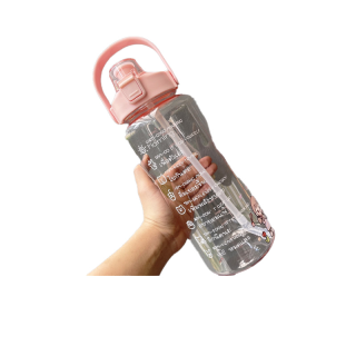 ขวดน้ำ ขวดน้ำขนาดใหญ่ 2ลิตร พร้อมหลอด ฟรีสติ๊กเกอร์ มีมาตรบอกระดับน้ำ แบบพกพา 2L ปราศจาก BPA Bottle กระบอกน้ำ