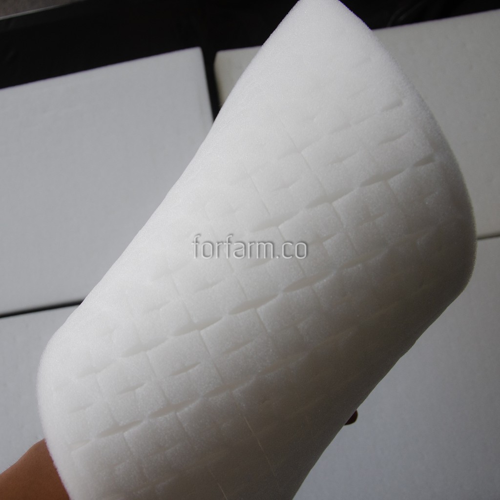 ฟองน้ำเพาะเมล็ดผักไฮโดรโปนิกส์ แพ็คละ 10 แผ่น แบบกรีดช่องพร้อมใช้งาน