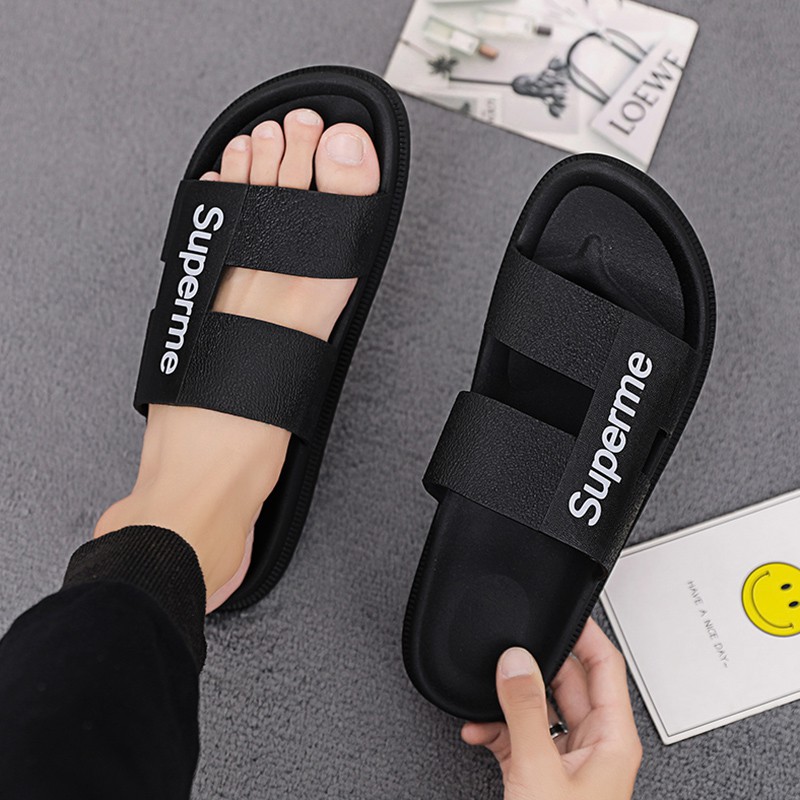 Selipar lelaki Mens Sandal Summer Superme slippers รองเท้ากลางแจ้ง รองเท้าแตะในบ้าน รองเท้ากันลื่น