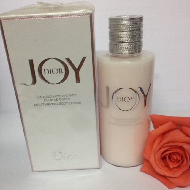 Joy by dior moisturizing body lotion