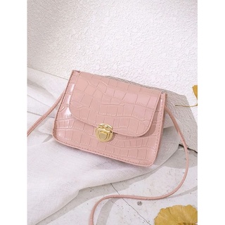 กระเป๋าสะพายข้าง ลายจระเข้ปั้มนูน กระเป๋า flap Bag