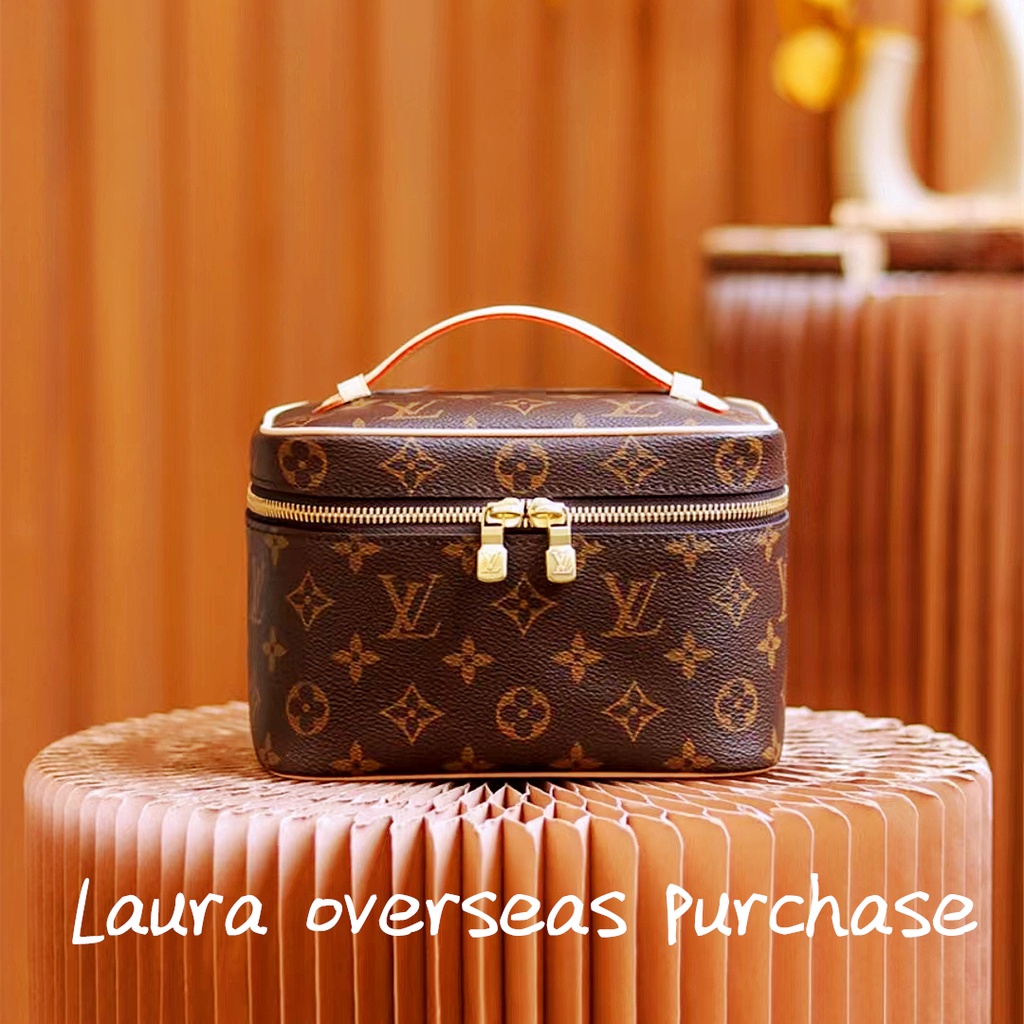 พรีออเดอร์ สินค้าใหม่ของแท้，Louis Vuitton，NICE Mini Cosmetic Bag，handbag，LV