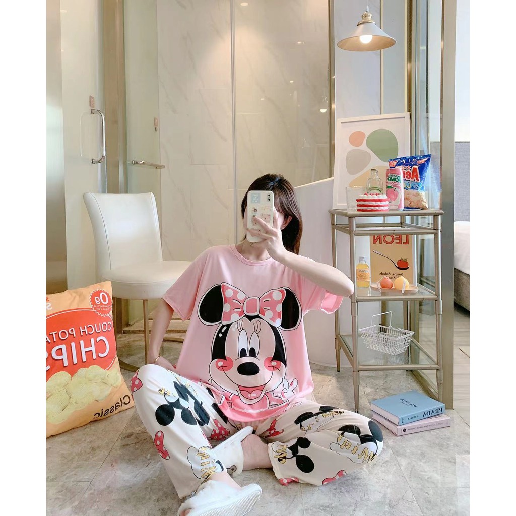 8200 SBT ชุดนอนแขนสั้น เสื้อกางเกงลายการ์ตูน ผ้านิ่มมาก ถนอนผิวสินค้านำเข้าจากจีนสินค้าพร้อมส่งไม่ต้องพรีจ้าา