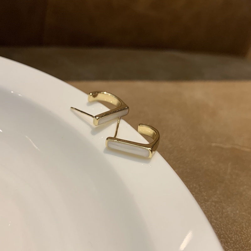 [พร้อมส่ง] ต่างหู Fiona