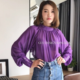 เสื้อซีฟองแขนโรมัน โชว์กระดุมแขน