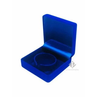 กล่องกำมะหยี่ สำหรับใส่กำไล นาฬิกา สร้อยข้อมือ ขนาด 9x9x4.5cm (code42กำไล)