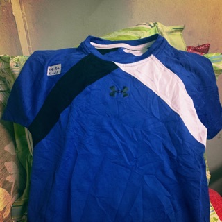 เสื้อกีฬาเด็กแบรินกีฬาตัวละ20บาท ผ้าดีมือสอง