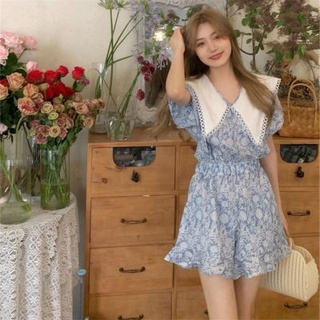 Hot sale🔥ชุดเดรส เดรสคอวีตุ๊กตาลายดอกไม้ กระโปรงสั้นอ่อนโยน