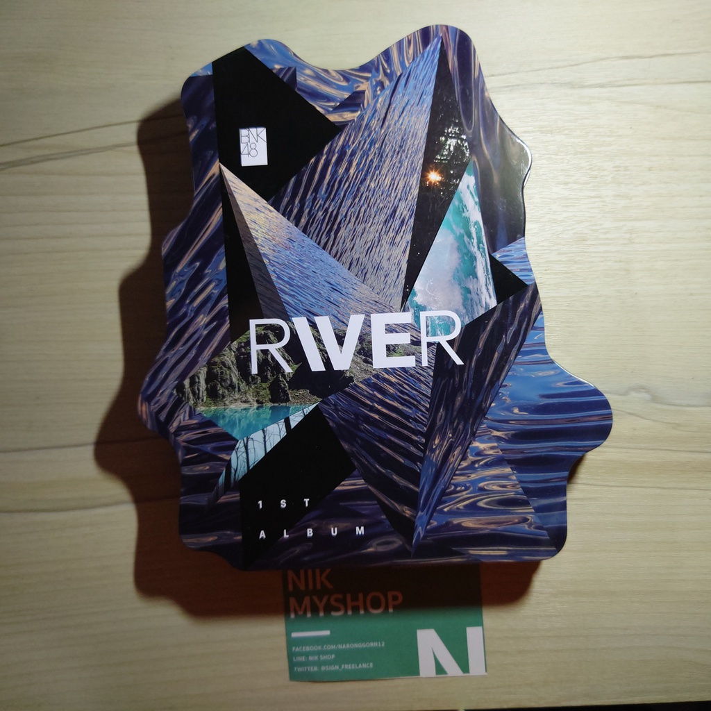 [แกะแล้ว] BNK48 1st Album “RIVER" - ไม่มีรูปสุ่มและบัตร 2-Shot