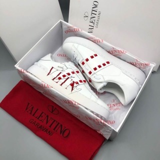 NEW VALENTINO SNEAKER