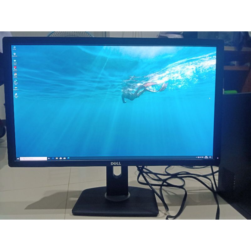 Dell U2713HM จอคอมพิวเตอร์ขนาด 27 นิ้ว IPS QHD