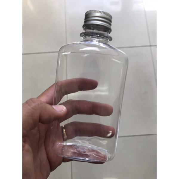 ขวดพลาสติกเพท 250 cc แบนเหลี่ยมพร้อมฝาอลูมิเนียม/ฝาพลาสติก+จุก