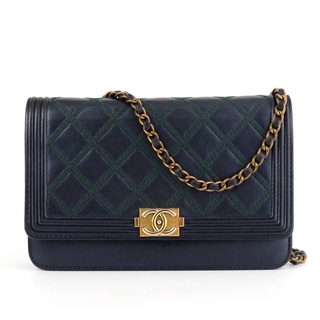 Used : C H A N E L Boy WOC In Navy Lambskin Gold Hardware. (Holo18)PI290406