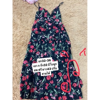 🌹Hot💥 Black red floral Dress เดรสทรงสวยสีสวยมากใส่ไปเที่ยวใส่ไปทะเลได้หมดสภาพใหม่จริงๆน่ารักค่ะลดราคา งานดีน่ารัก .