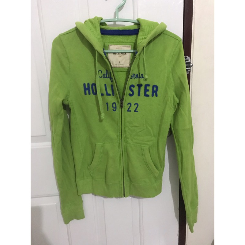 Hollister แขนยาวมีฮู้ดSize S 100฿