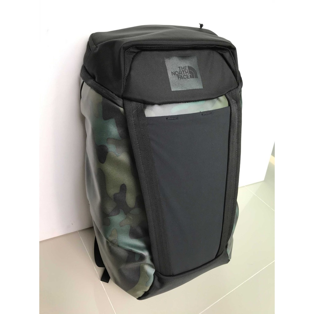 the north face instigator 32