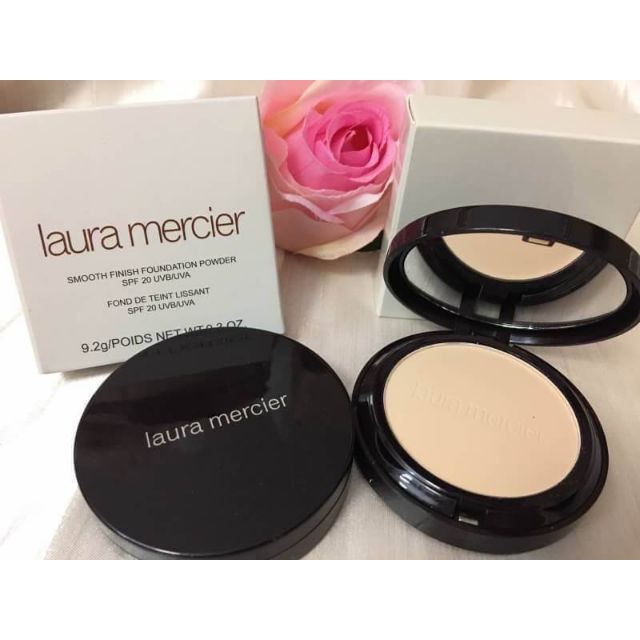 แป้ง Laura Mercier Smooth Finish Foundation Powder เบอร์ 01,02