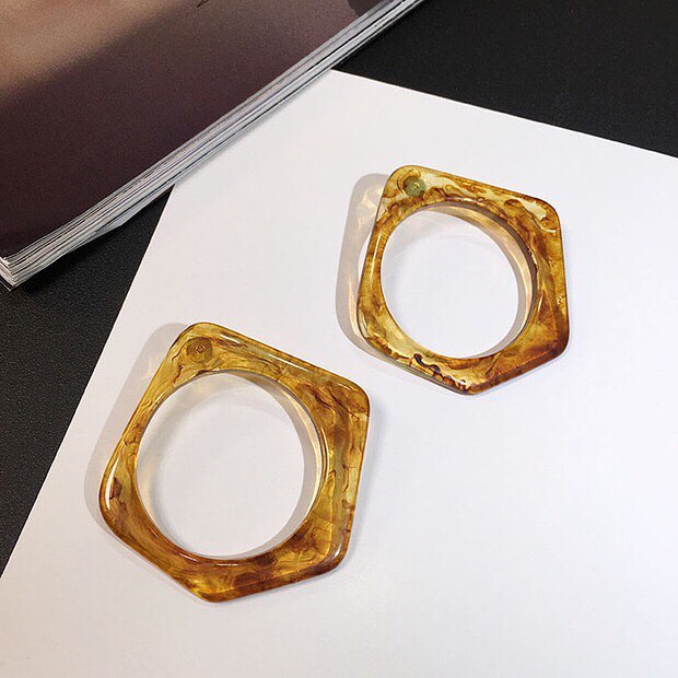 New in - Pentagon earrings