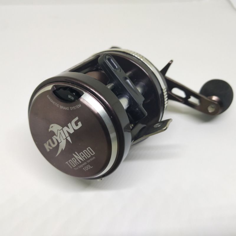 KUYING TORNADO 101L รอกตกปลา หมุนซ้าย รอบ 5.3 :1