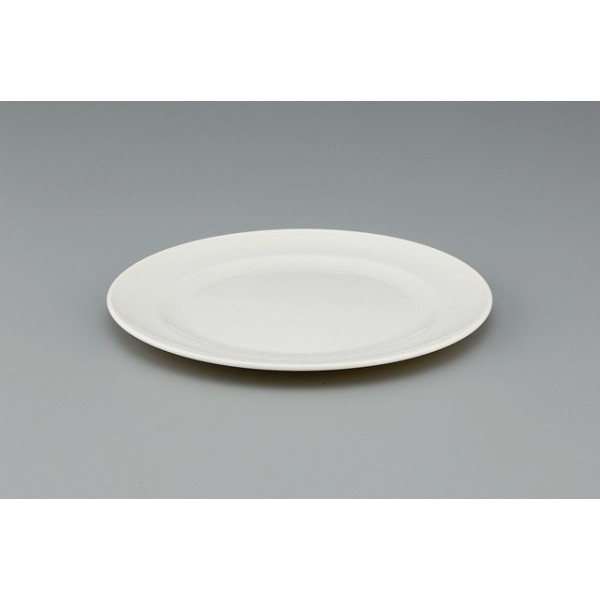 Plastic plate 18cm (จานพลาสติกสีขาว)