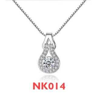 [ฟรีกล่องสร้อย] NK014#สร้อยคอพร้อมจี้ชุบทองคำขาว(Platinum) ล้อมรอบด้วยเพทาย(White Zircon) ตรงกลางประดับด้วยเพชร CZ