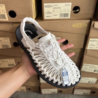 &lt;พร้อมส่ง ก่อนสั่งรบกวนเช็คสตอคกับแม่ค้าก่อนค่ะ&gt;รองเท้า Keen Uneek  สี Starwhite/Black และสี BLACK/SILVER