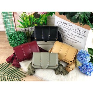 CHARLES &amp; KEITH TASSEL SHOULDER BAG รุ่นใหม่ชนช็อป!